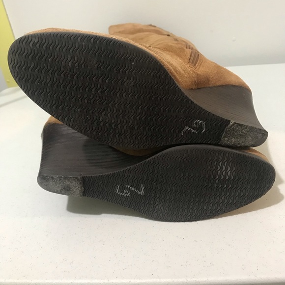 RELATIVITY Tatum Wedge Boots - Picture 11 of 11